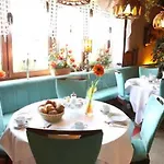 Отель Akzent 3*