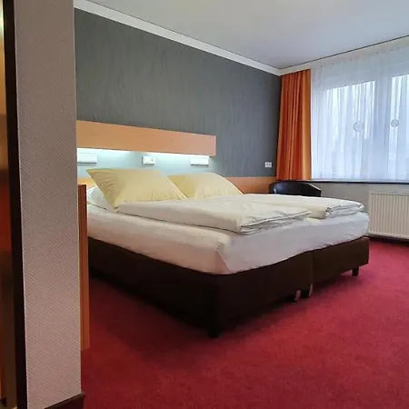 Hotel Akzent 3*