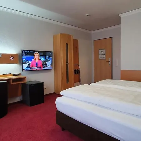 Hotel Akzent 3*