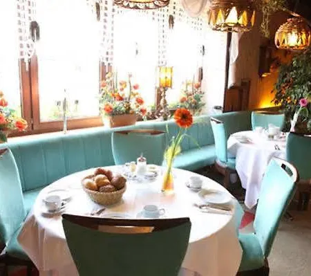 Отель Akzent 3*