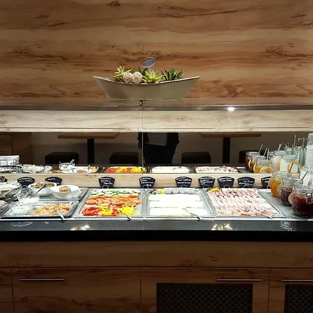Akzent Hotel 3*