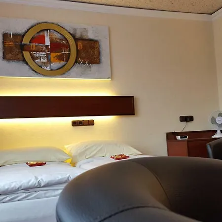 Akzent Отель Оберхаузен